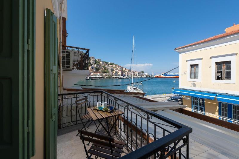 Hotel Elena à Symi Extérieur photo